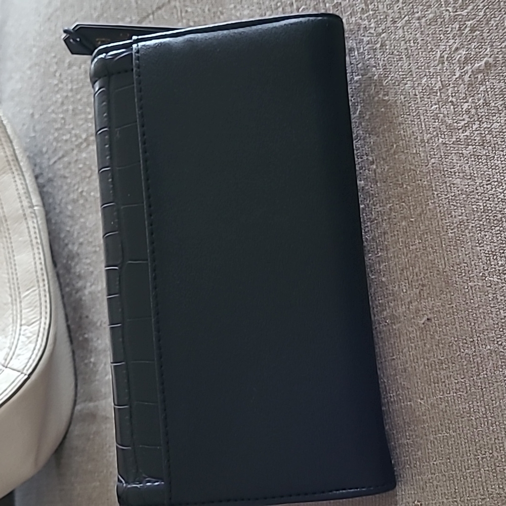 Tutilo Tech Wallet- Black - Picture 7 of 7